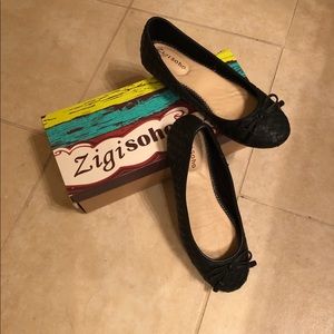 Zigi Soho Faizah Black Flats.